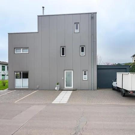 Сasa de vacaciones Moselbude Cube Mit Sauna
