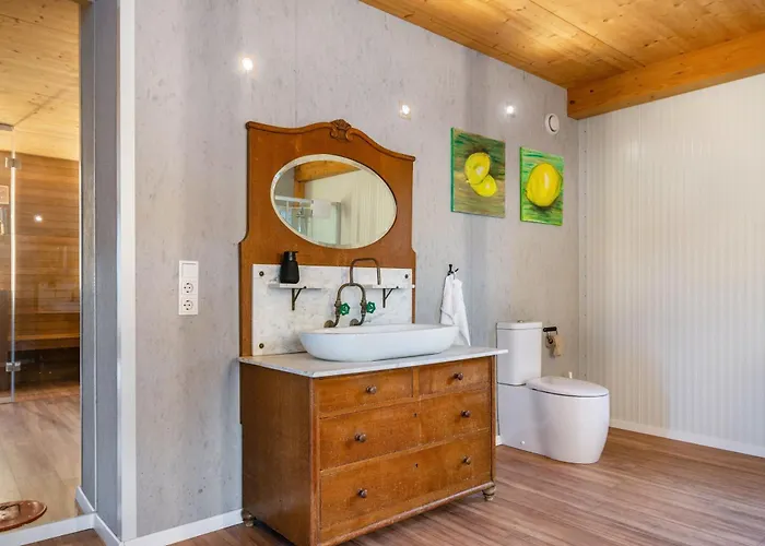 Moselbude Cube Mit Sauna Traben-Trarbach